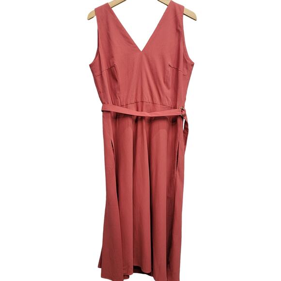 AKRIS PUNTO D-RING BELTED V-NECK MIDI WRAP DRESS, SIZE 10 - Picture 3 of 8